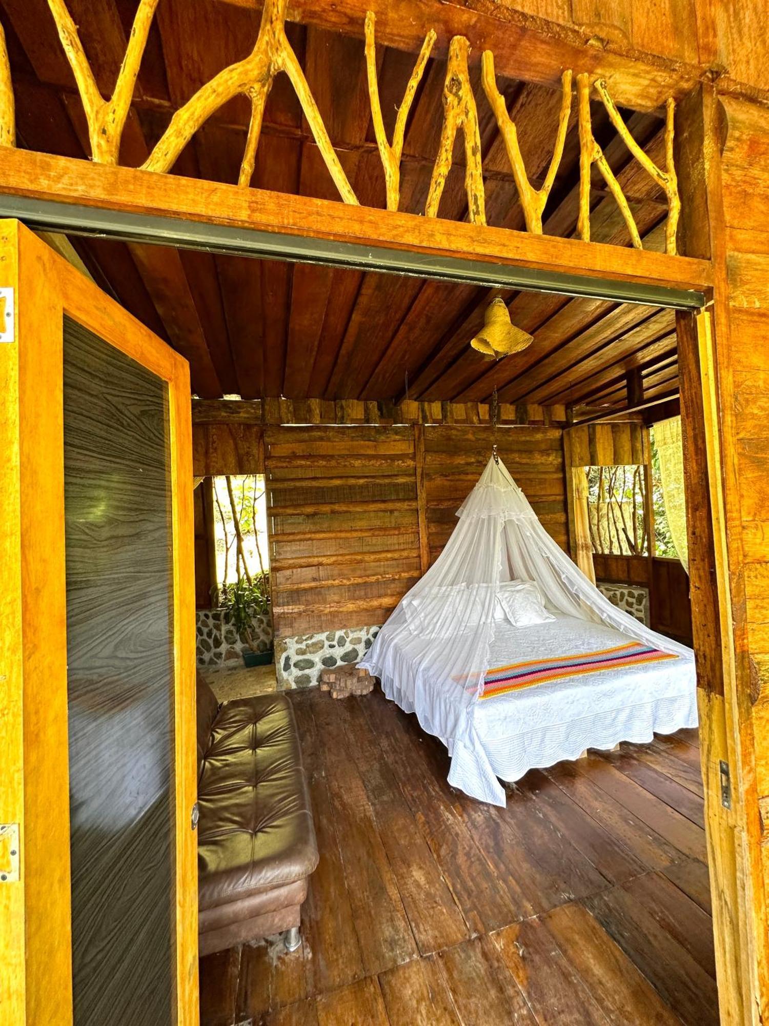 Huaca Huaca Hostel Mocoa Buitenkant foto